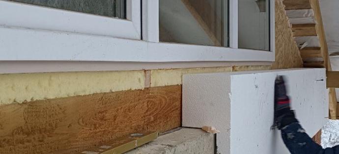 Утепление фасада пенопластом: что нужно знать о материале и особенностях его применения